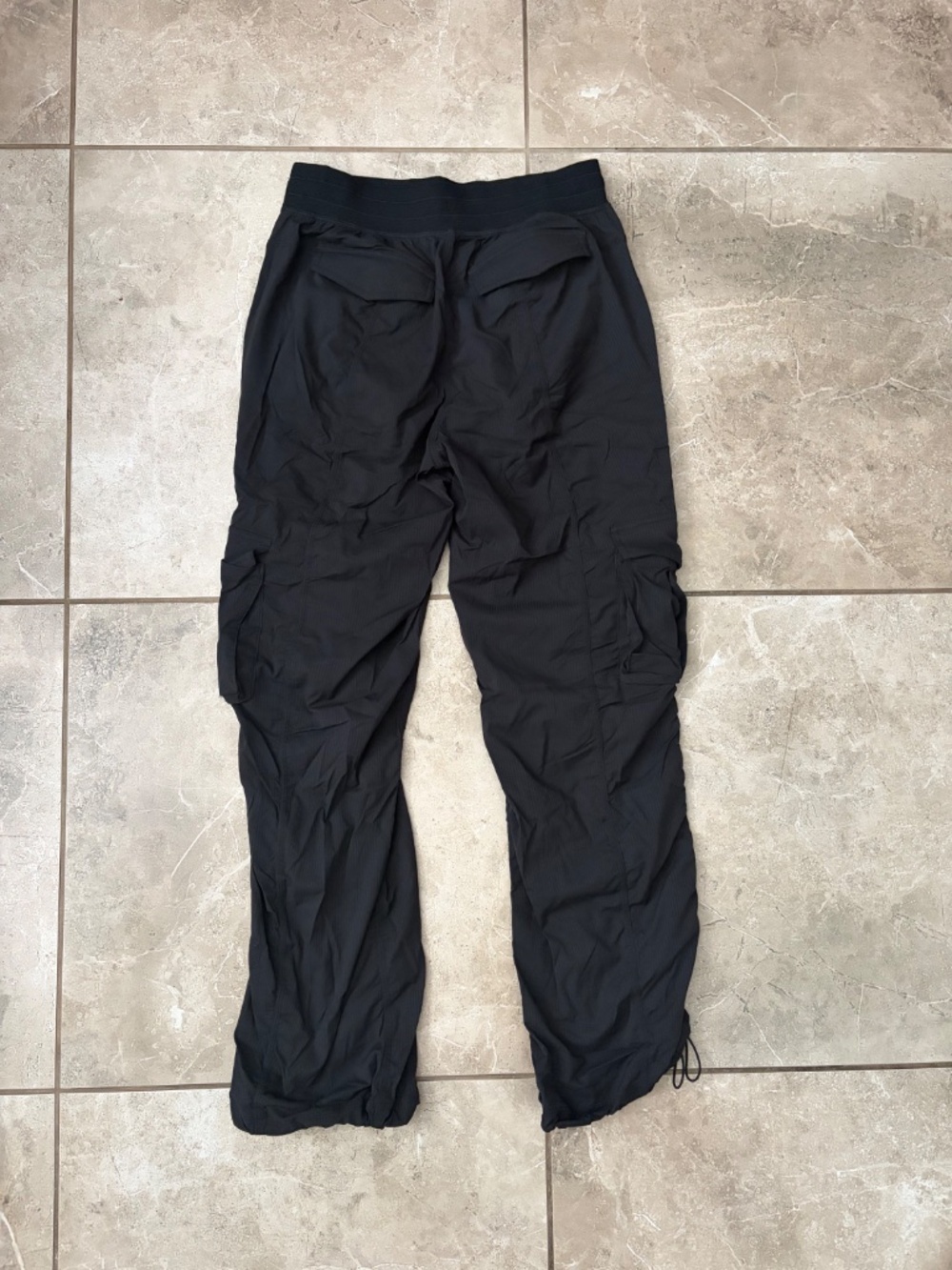 Lululemon Dance Studio Relaxed-Fit Mid-Rise Cargo Pant - Picture 5 of 8
